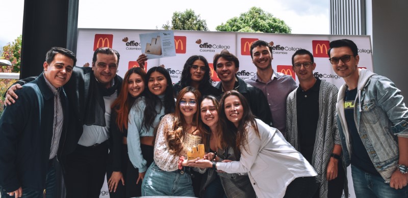 Ganador Oro. El botón para crear, vivir y contar </br>Universidad Jorge Tadeo Lozano Ganador Oro. El botón para crear, vivir y contar </br>Universidad Jorge Tadeo Lozano